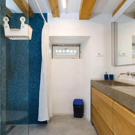 Modern Design In Old Stone House With A Garden In The Center Of * Split